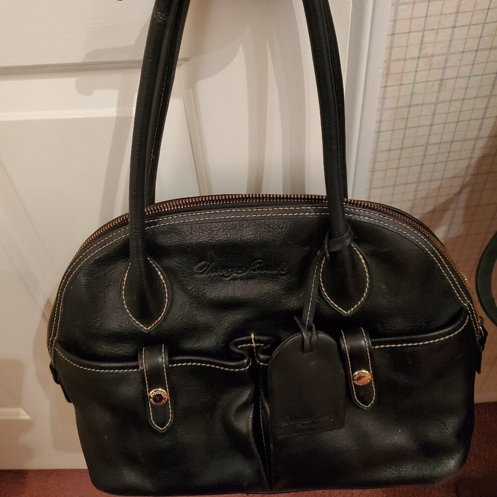 DOONEY & BOURKE BLACK PURSE
